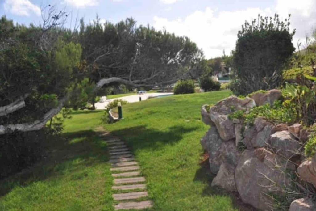 Lovely Hideaway With Pool And White Sand Beach Arenal d'en Castell Dış mekan fotoğraf
