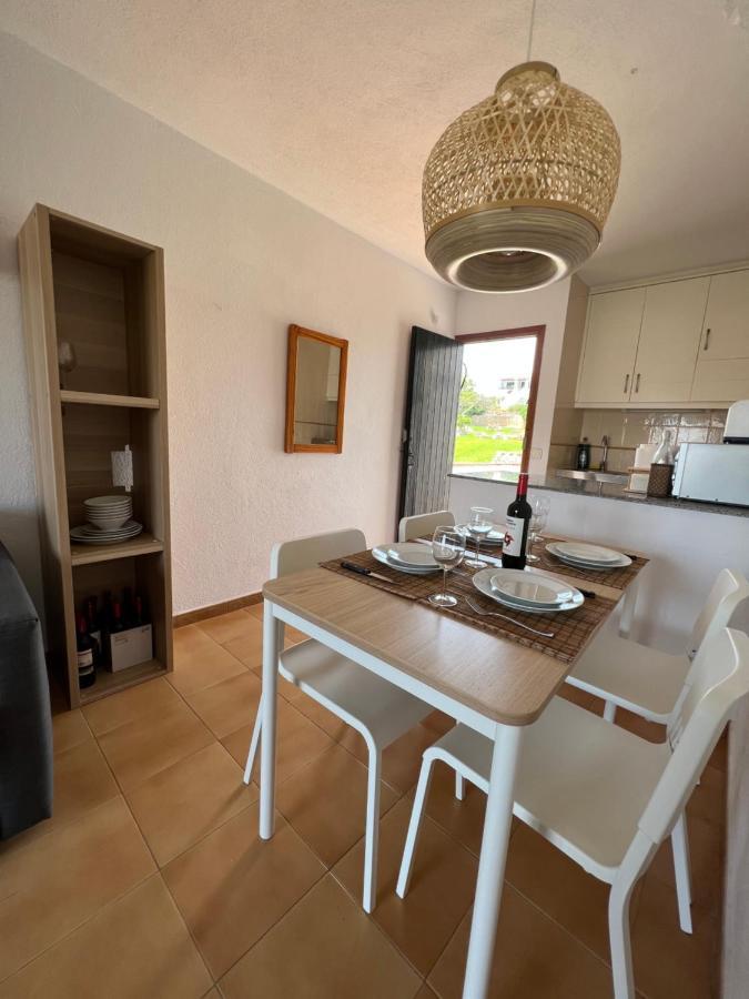 Lovely Hideaway With Pool And White Sand Beach Arenal d'en Castell Dış mekan fotoğraf